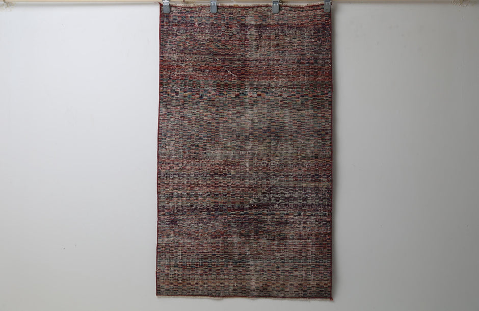 2'9" x 4'10" Vintage Turkish Rug, multicolor front view