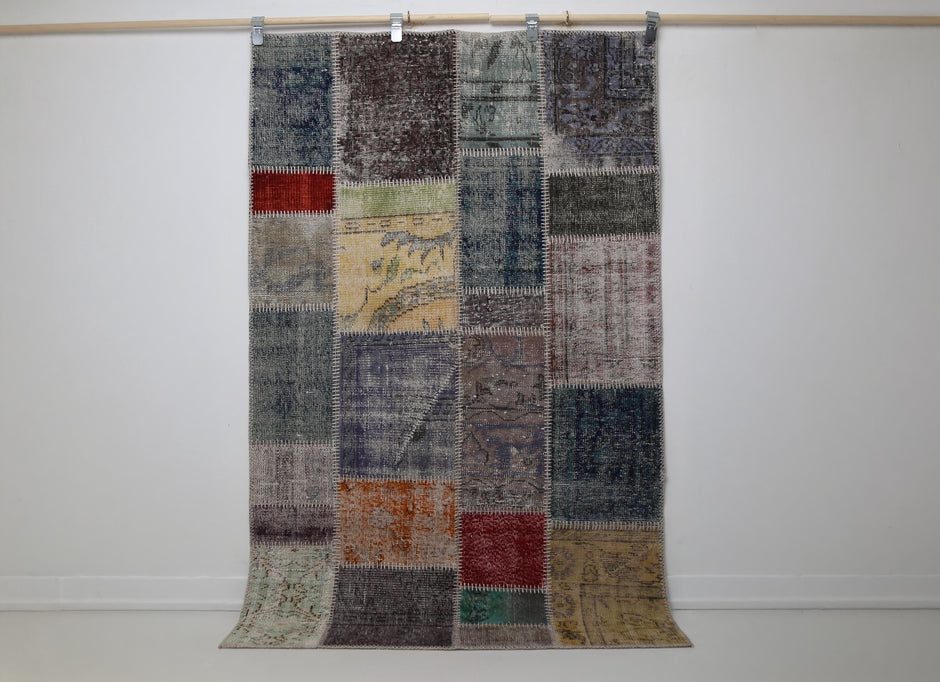 4'0" x 6'6" Vintage Turkish Patchwork Rug, multicolor panels full view