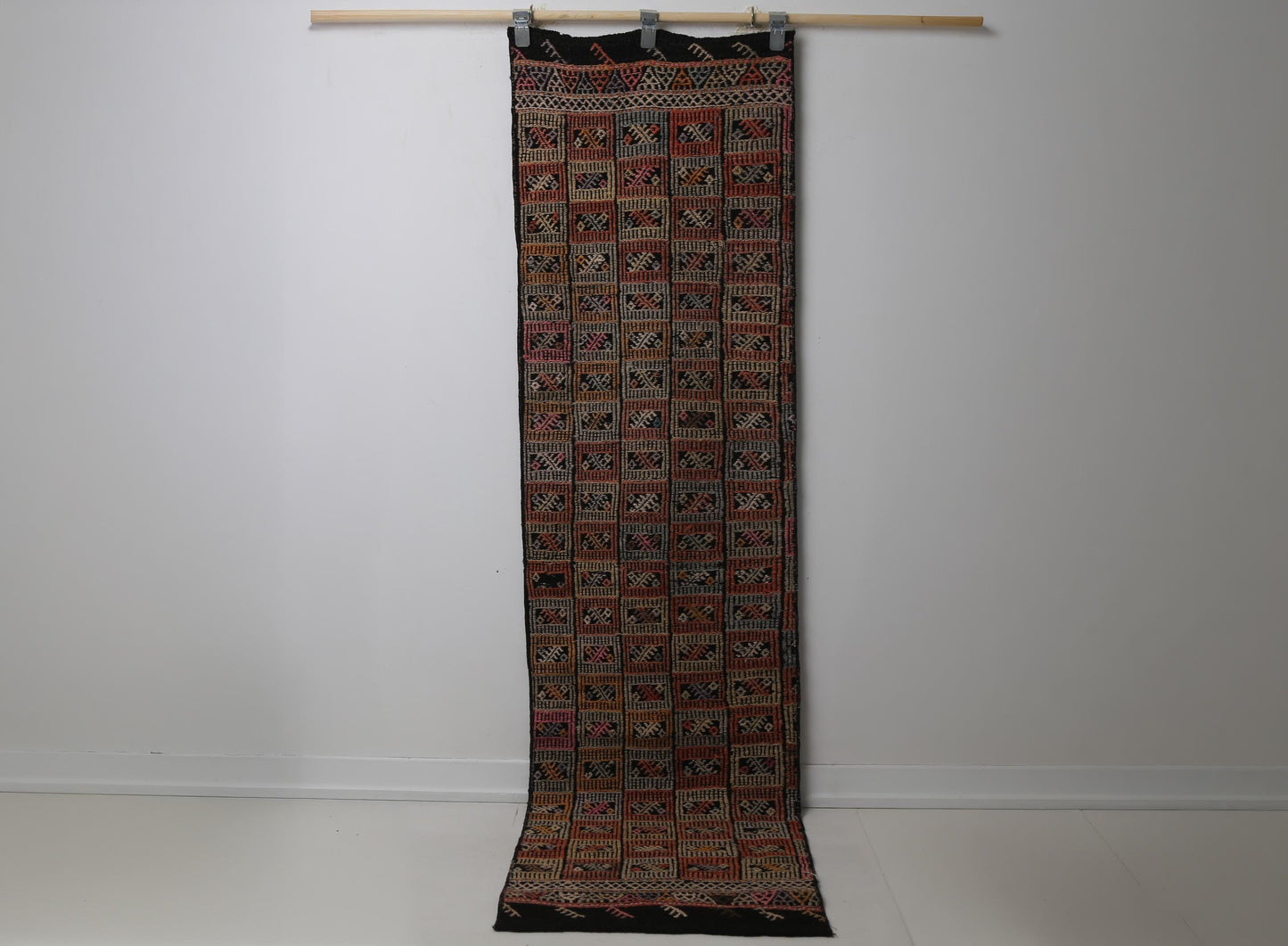 Vintage Turkish Kilim Runner Rug, Handmade Wool Oriental Pattern Hallway Runner