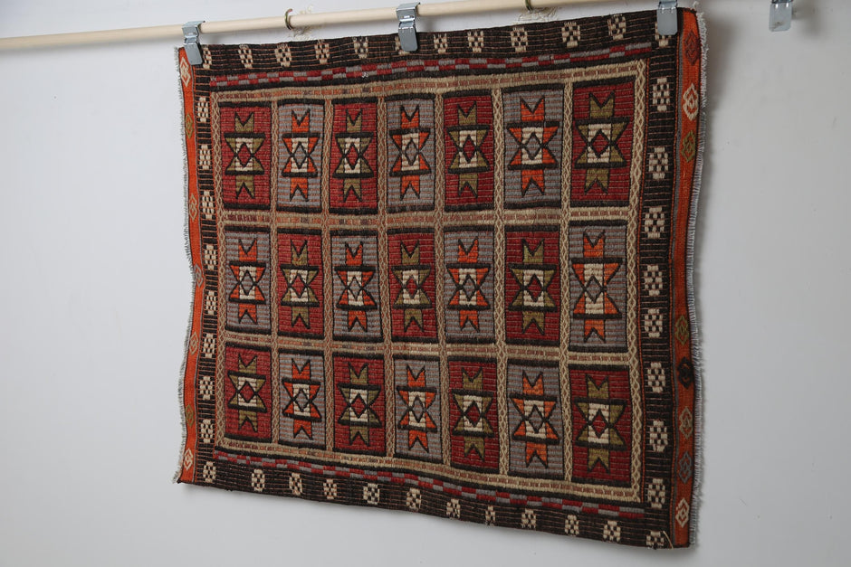 Kilim doormat, alt angle, handwoven wool texture detail