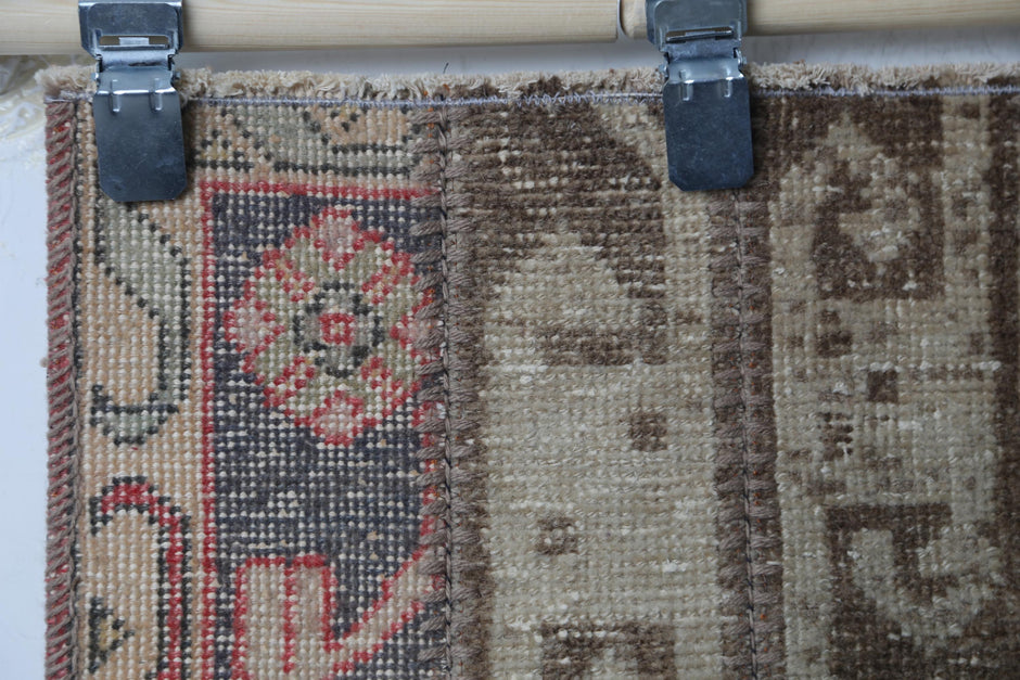 Distressed faded pattern detail, beige brown doormat