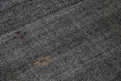 Geometric black white flatweave rug, alt angle